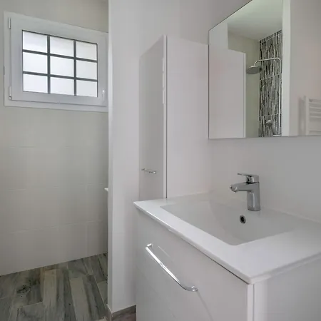Feriehus Maison Pour 4 Avec Jardin A 1km De La